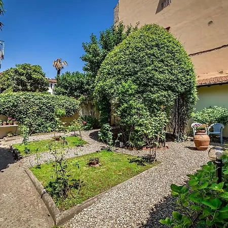 בית הארחה A Casa Di Lilli פירנצה