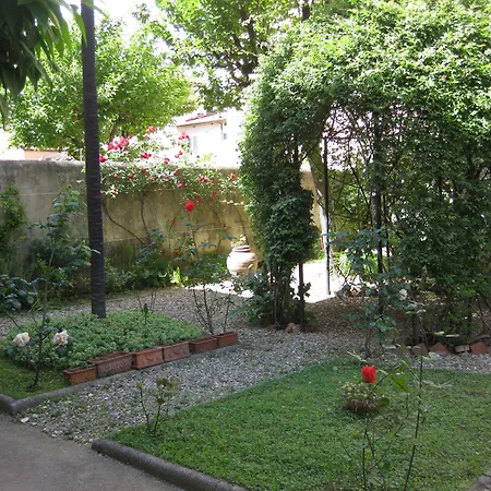 A Casa Di Lilli ゲストハウス フィレンツェ