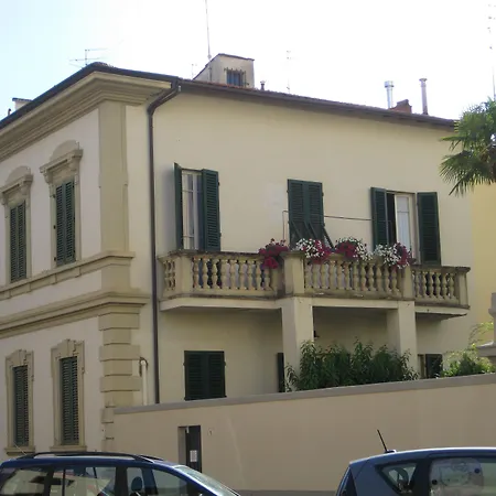 A Casa Di Lilli ゲストハウス フィレンツェ